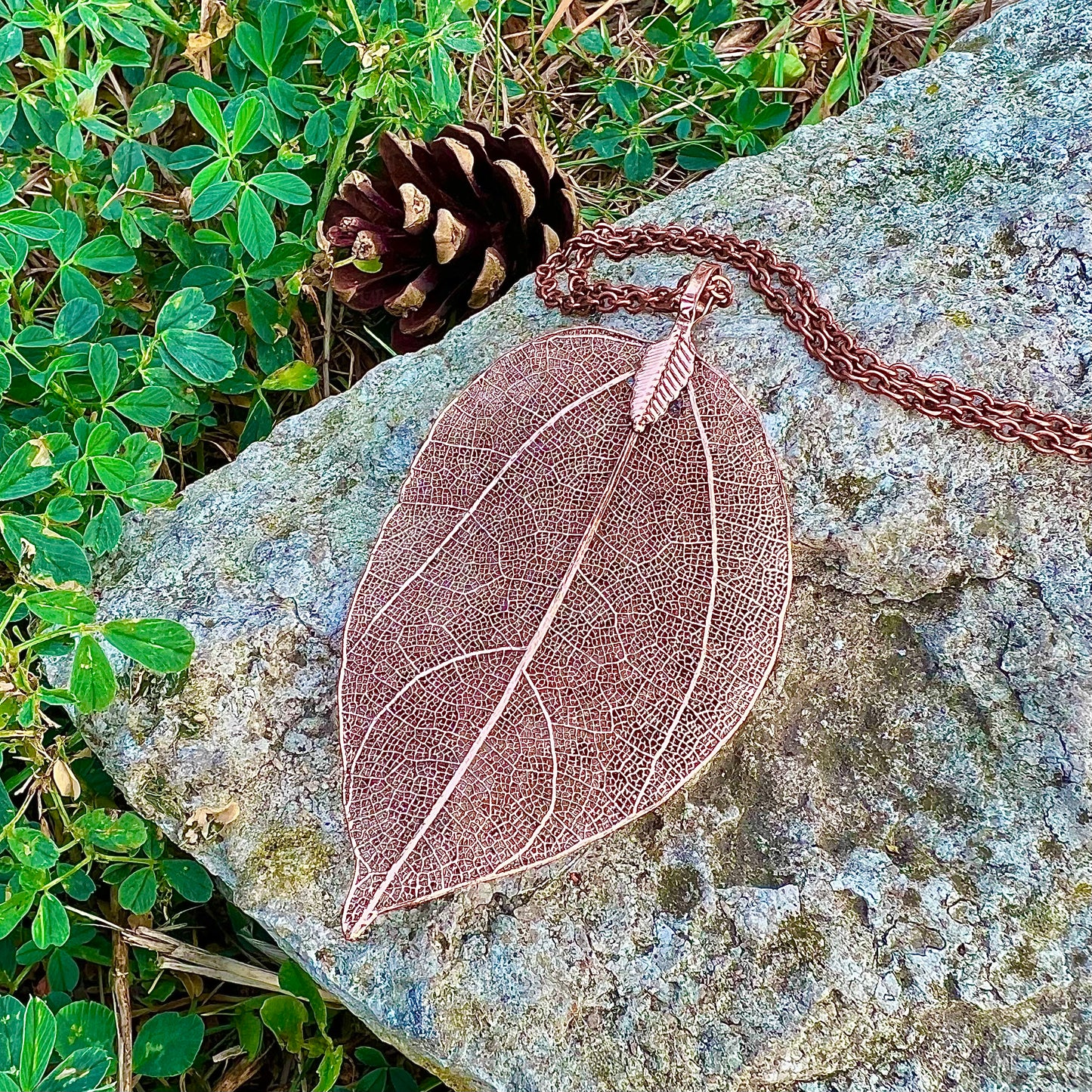 Necklace with real leaves in copper plating