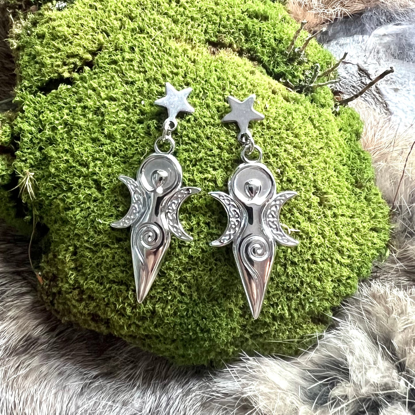 Earrings with the moon goddess - "Triple Moon"