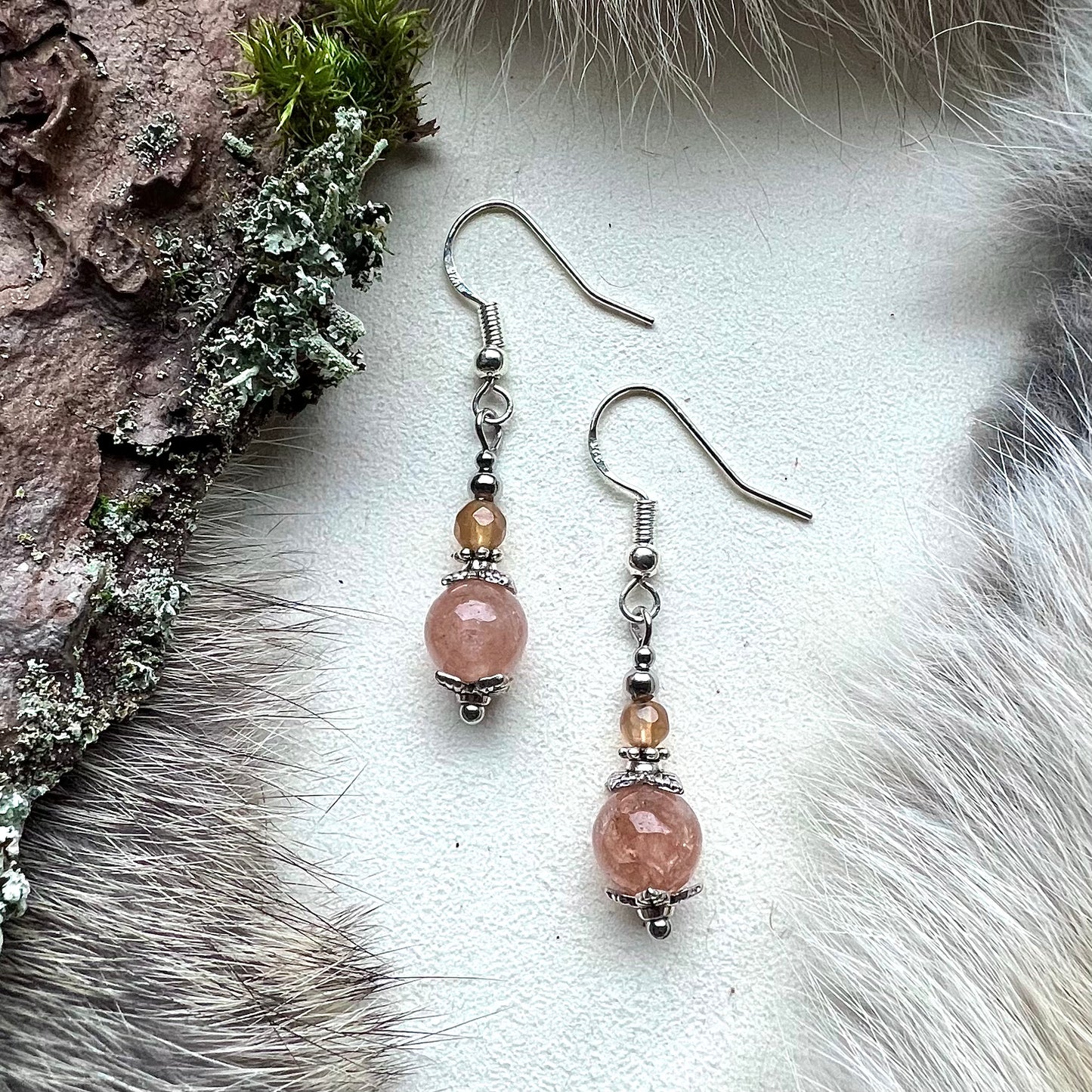 Earrings with sunstone and silver