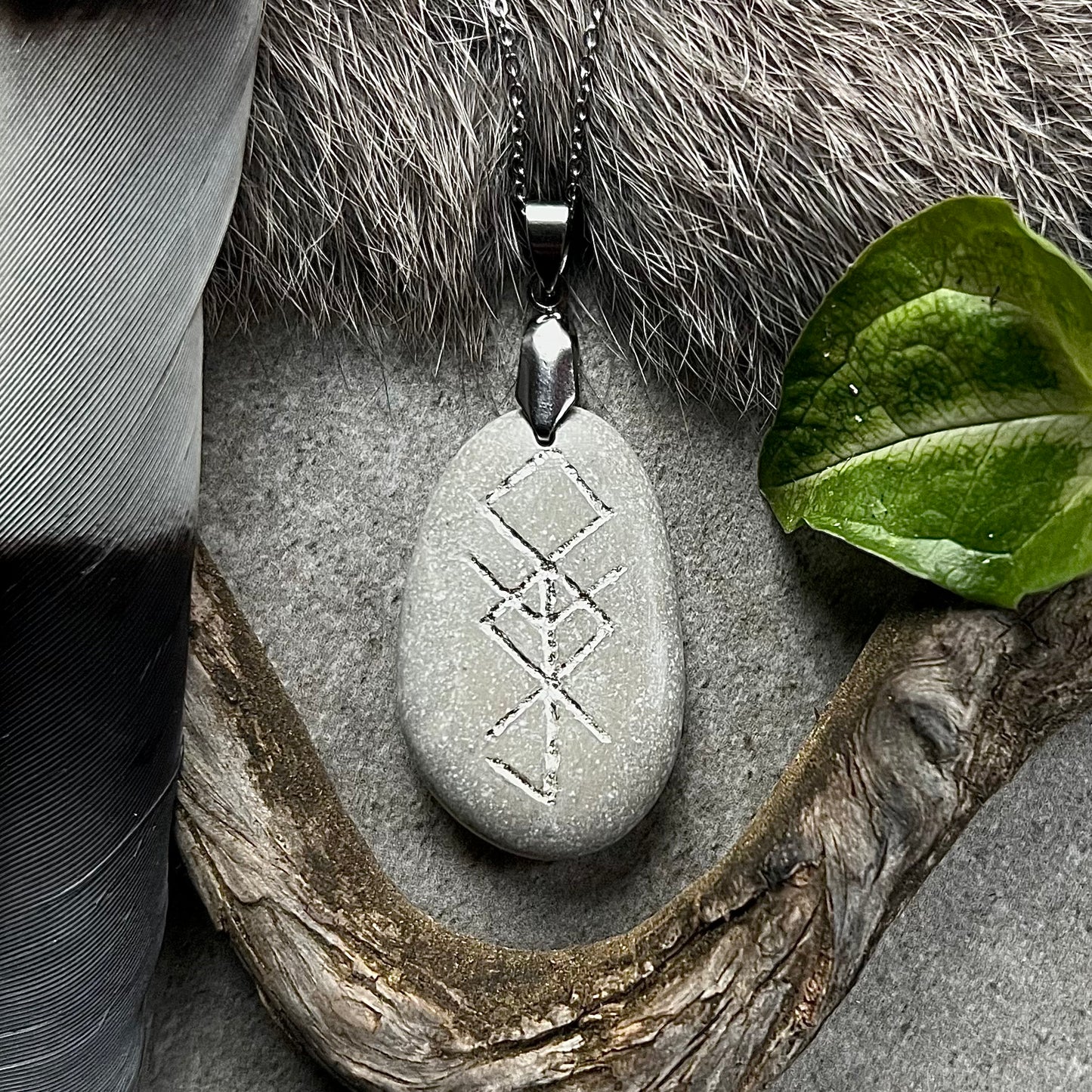 Necklace with hand-carved bind rune in genuine silver for protection of home and family