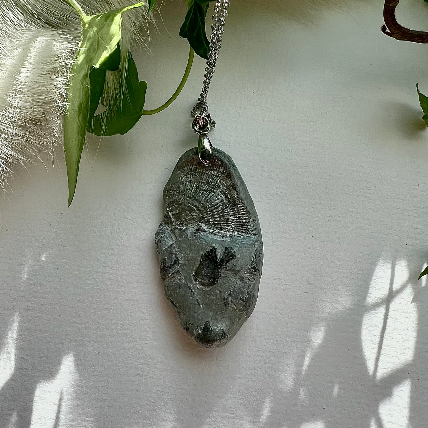 Necklace with fossil and binding rune in genuine silver. Protection of Odin, Thor and Tyr.