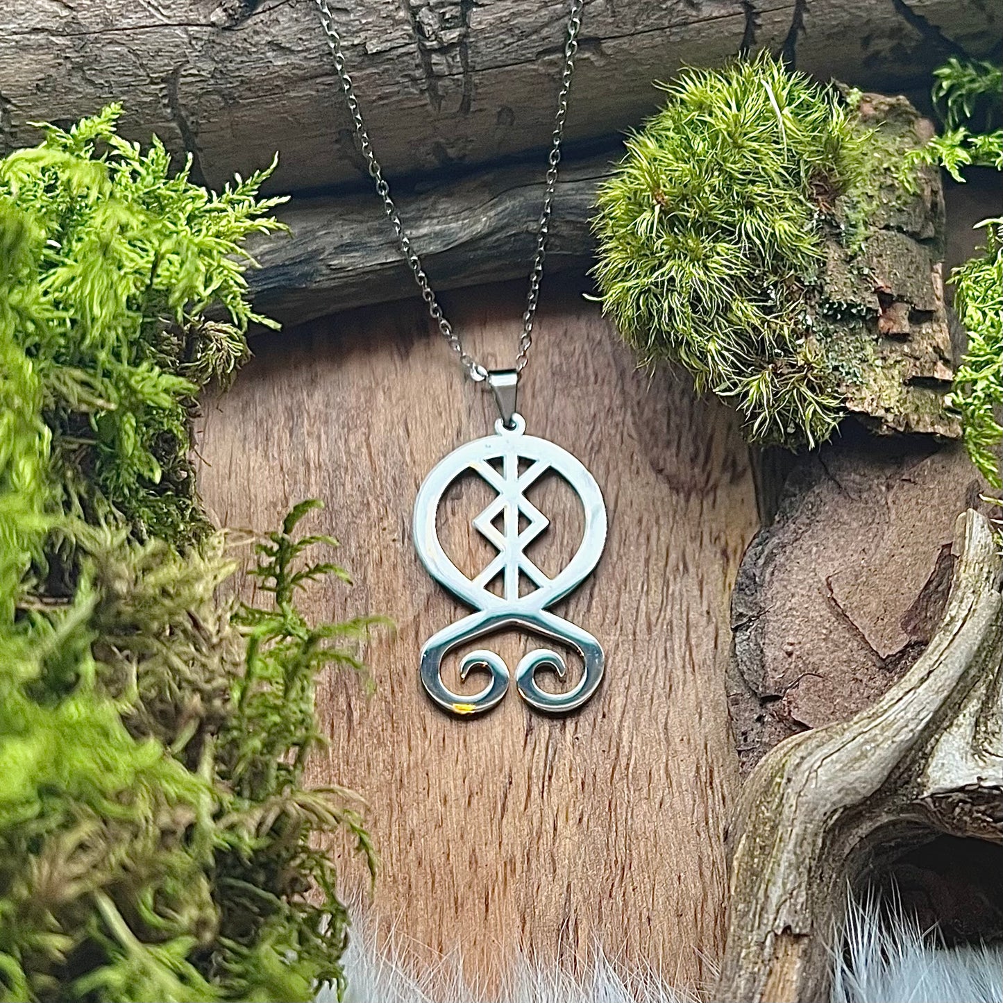 Stainless steel necklace with magic cross and bind rune