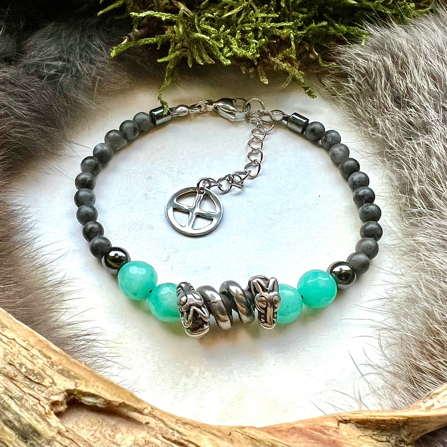 Armband med labradorit, turkos jade och midgårdsormen