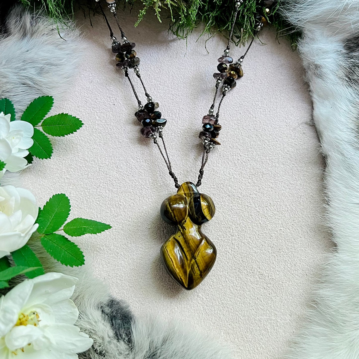 Necklace - Goddess/Mother Earth of tiger's eye