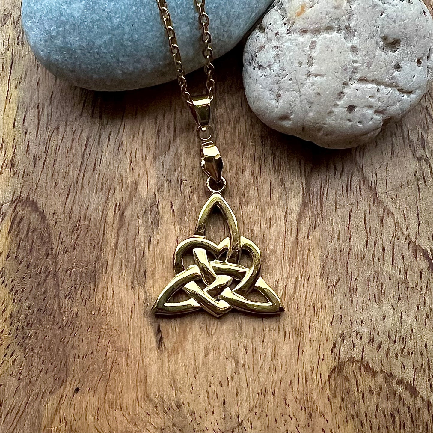 Gold-plated Celtic knot necklace for love and sisterhood