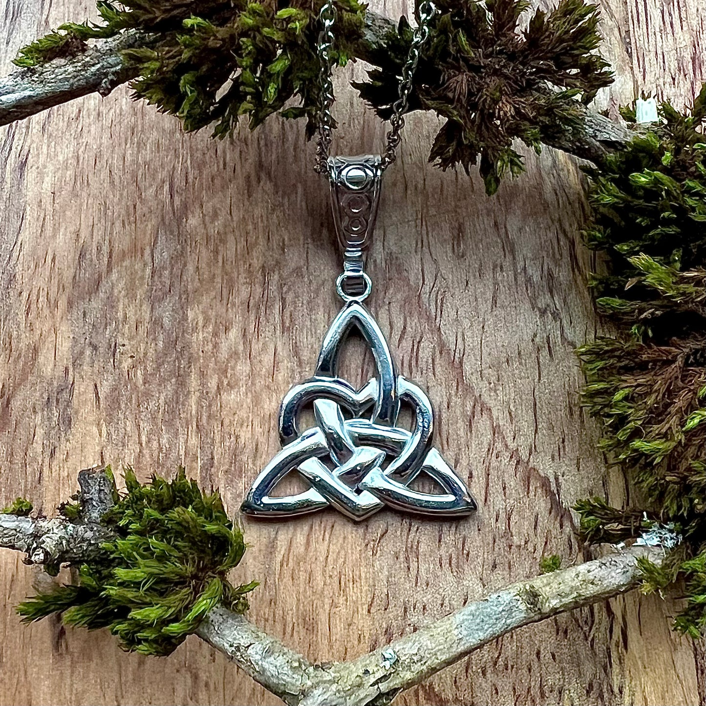 Celtic knot necklace for love and sisterhood