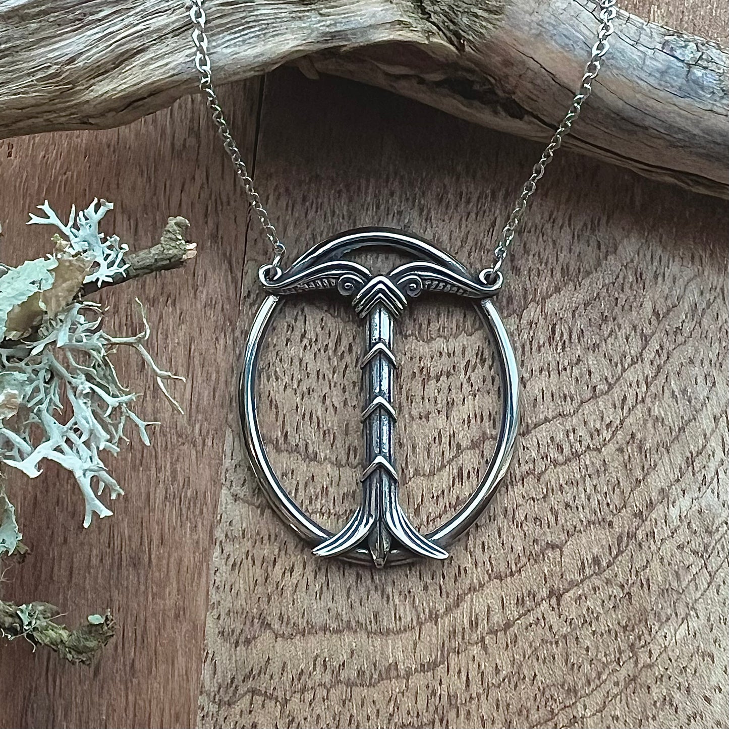 Stainless steel necklace with Irminsul in ring