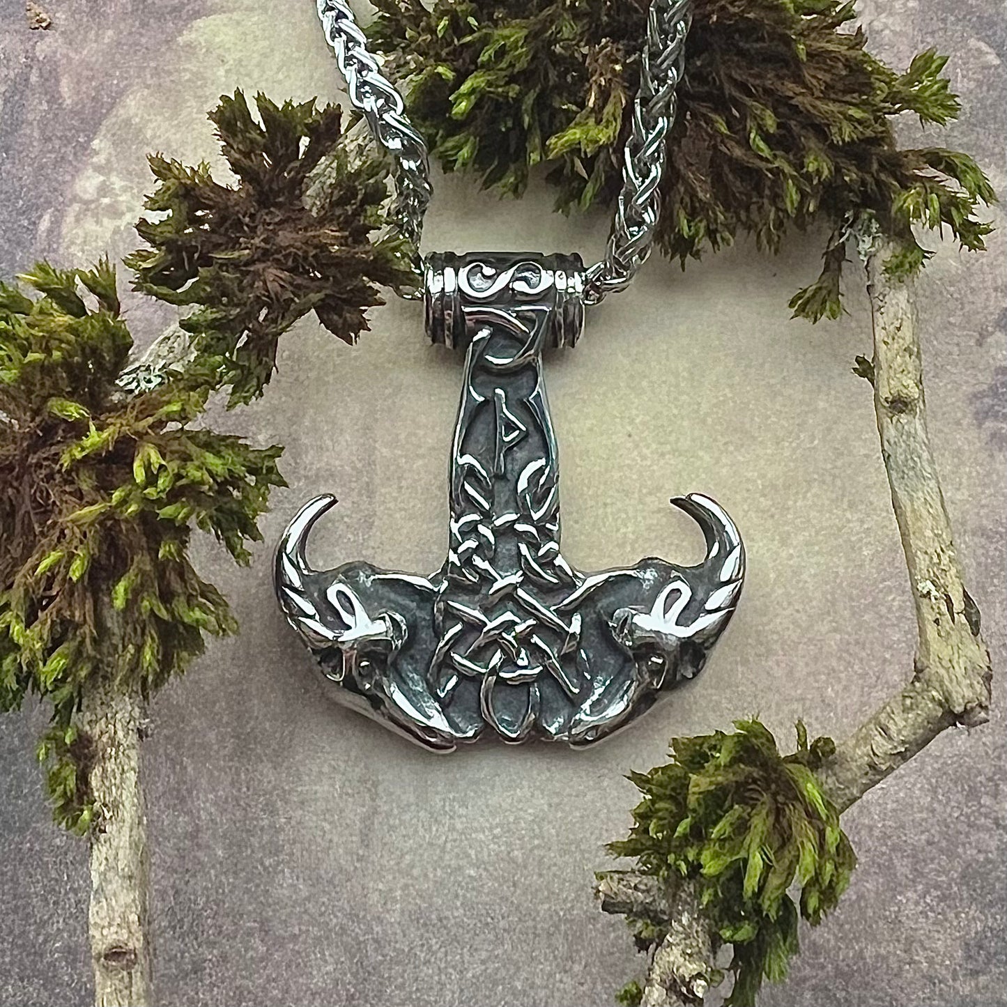 Necklace - Thor's Hammer with bucks