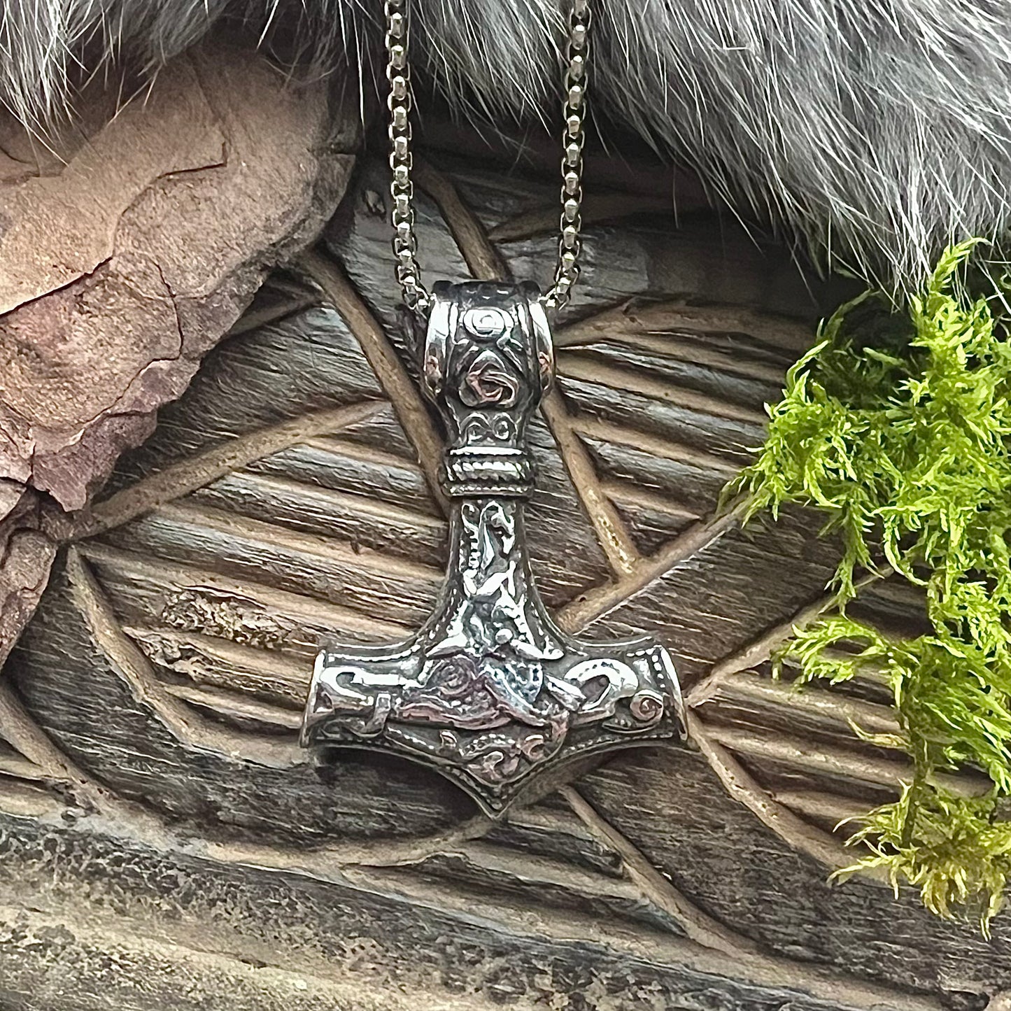 Necklace - Thor’s hammer with Triquetra