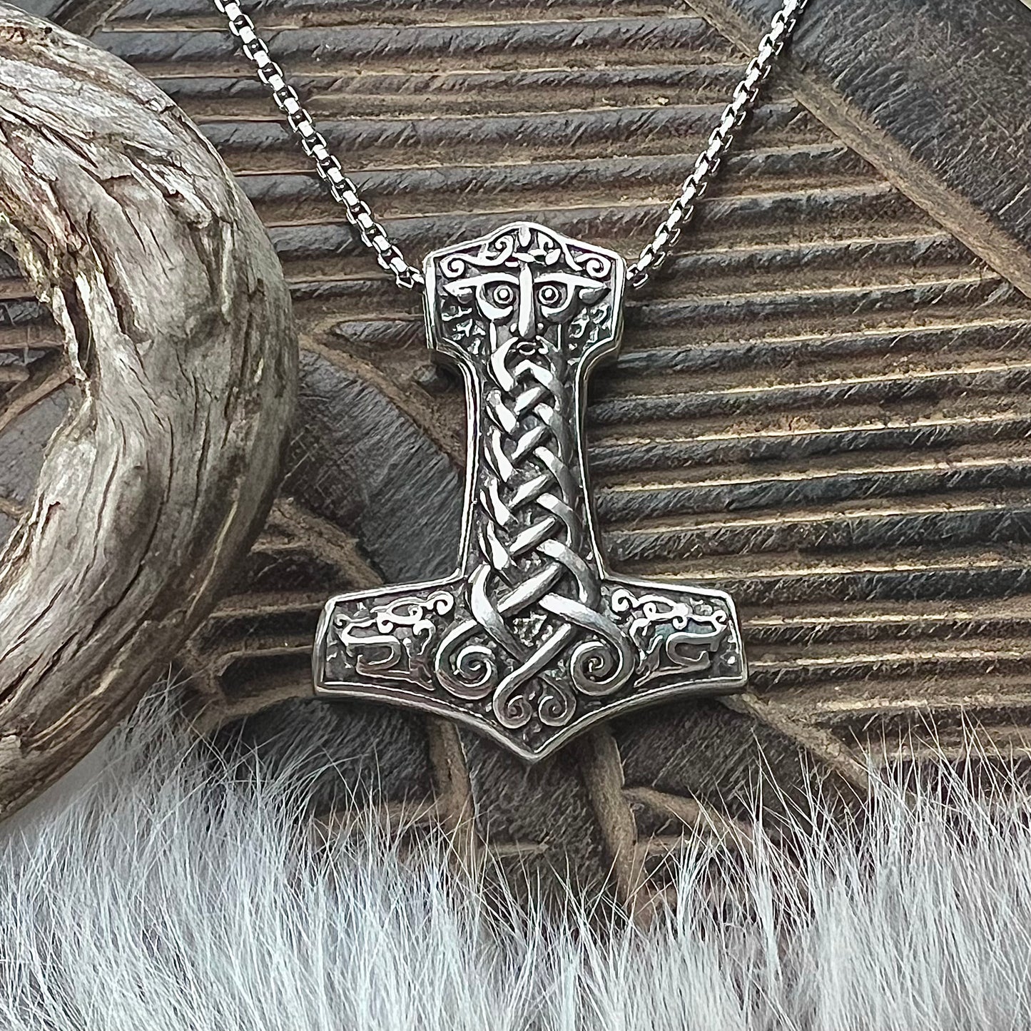 Necklace - Thor’s hammer with viking and wolves