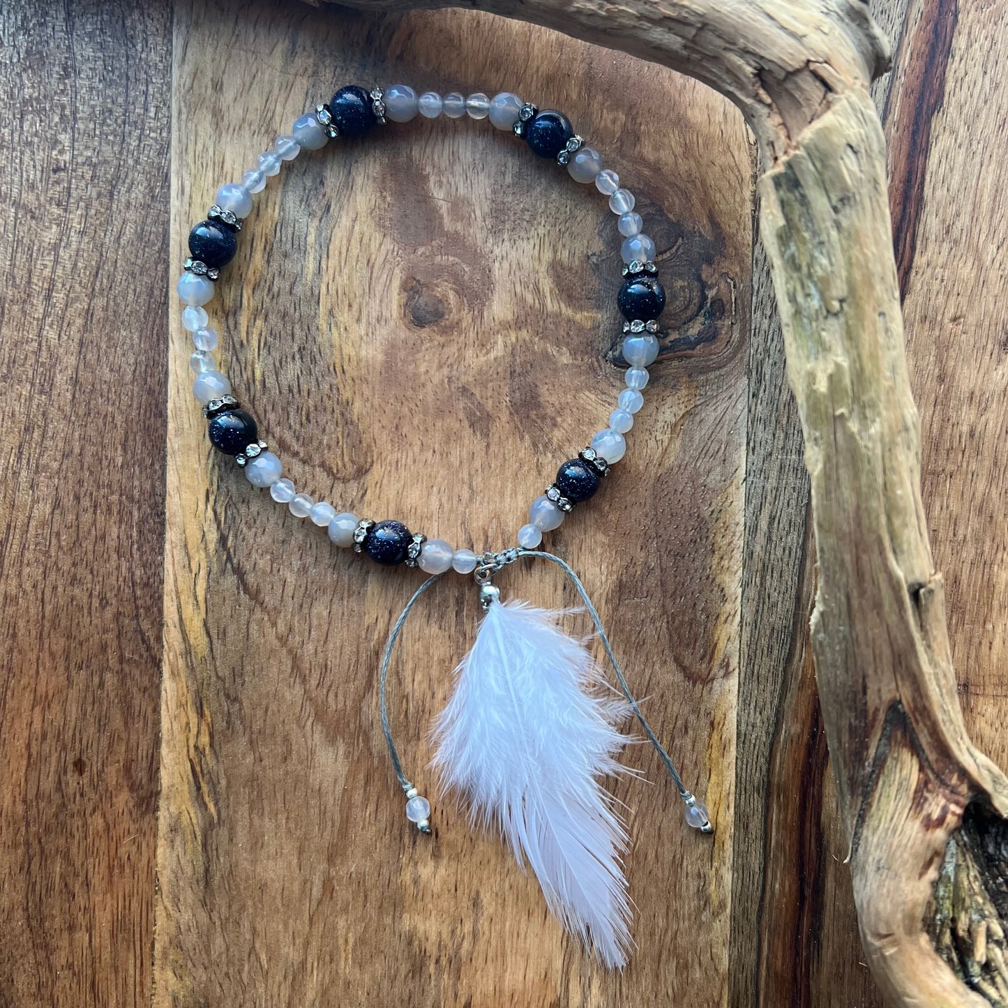 Anklet with grey faceted agate and blue gold stone