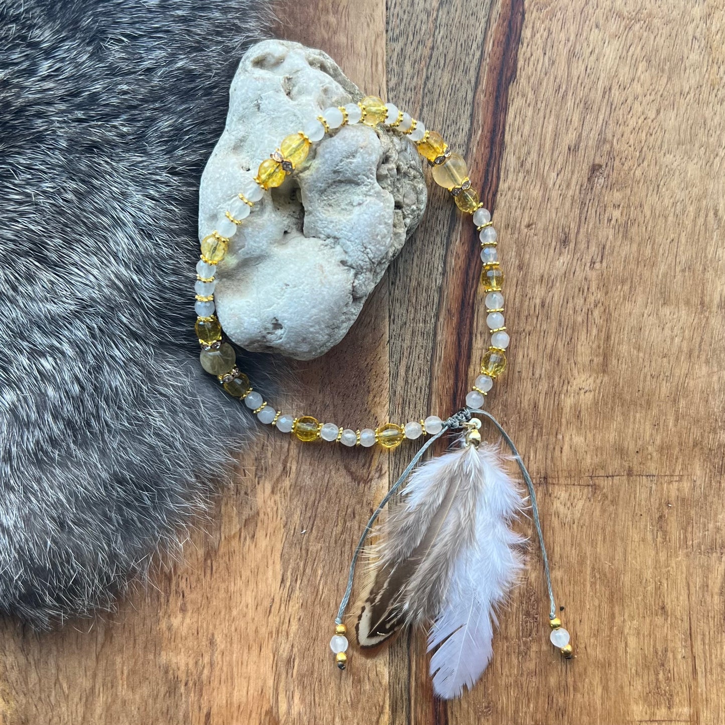 Anklet with faceted, white jade and citrine