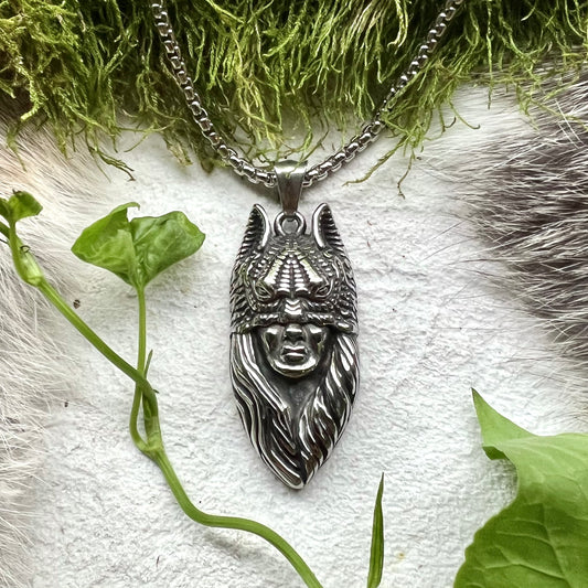 Necklace with Freya in cat form