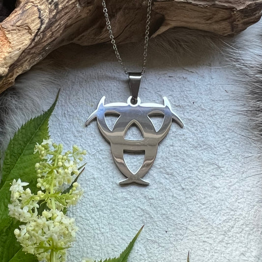 Necklace with the horns of Odin