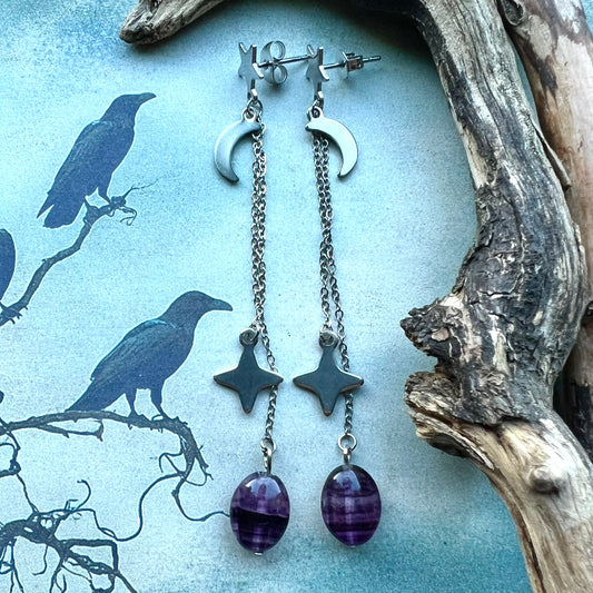 Kristallörhängen med fluorit, stjärna och måne