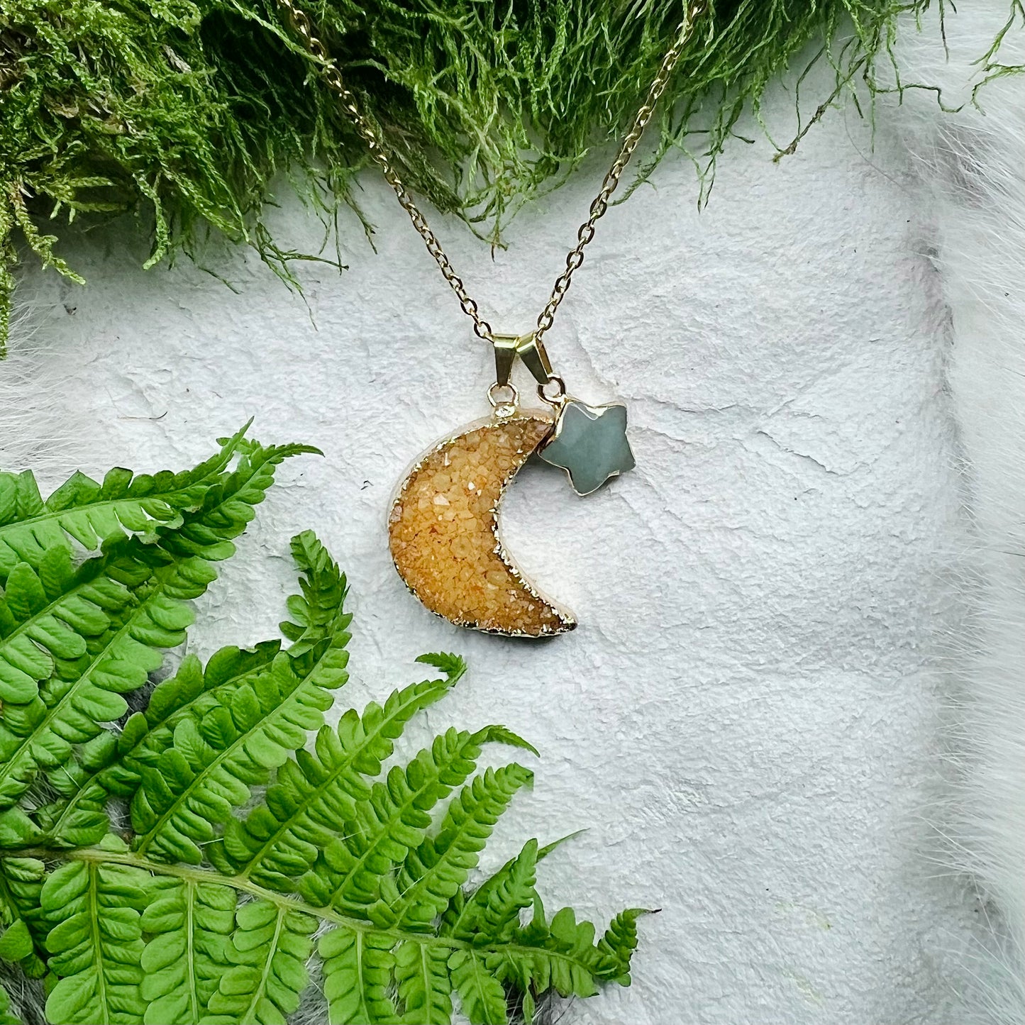 Necklace with druzy crescent and star of aventurine - yellow