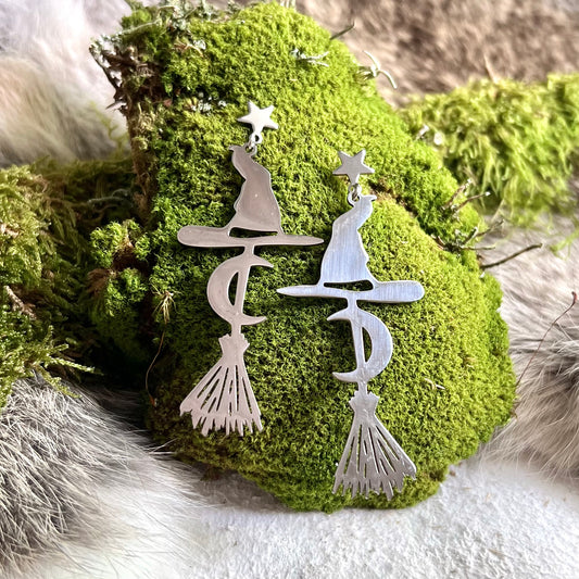 Earrings with witch's hat, crescent moon and broom