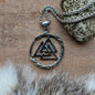 Halsband med Valknut och Midgårdsormen som ouroboros