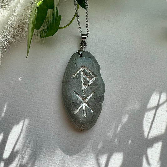 Necklace with fossil and binding rune in genuine silver. Protection of Odin, Thor and Tyr.