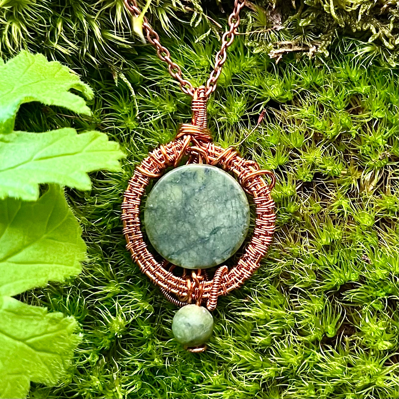 Necklace with jade and copper wire