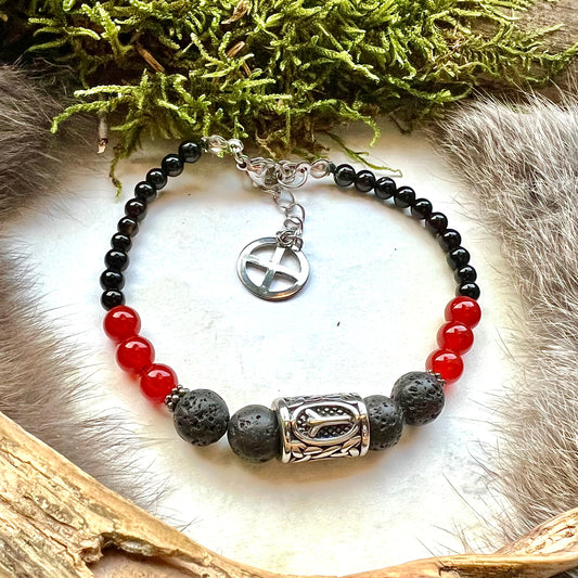 Armband med onyx, karneol, lavasten och skyddsruna