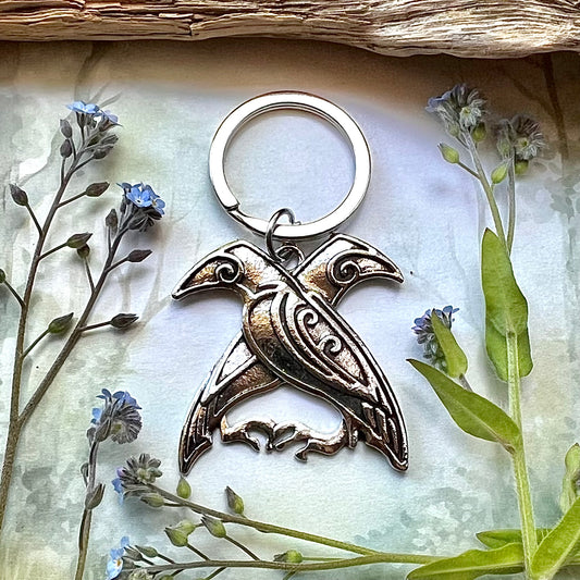 Nyckelring med Odens korpar Hugin och Munin