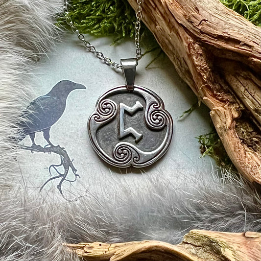 Halsband med runan Pertho i rostfritt stål