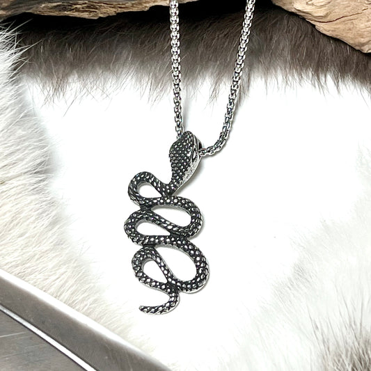 Necklace with snake