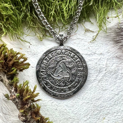 Necklace - Medallion with Odin and his horns