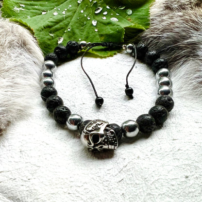 Bracelet with skull in steel and lava stone