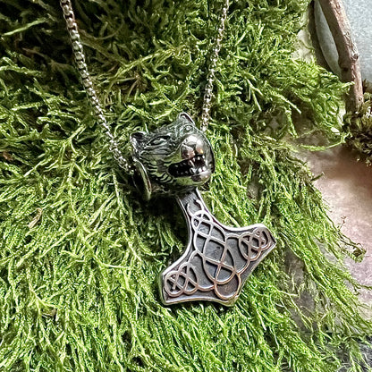 Vikingasmycke halsband med torshammare och varghuvud