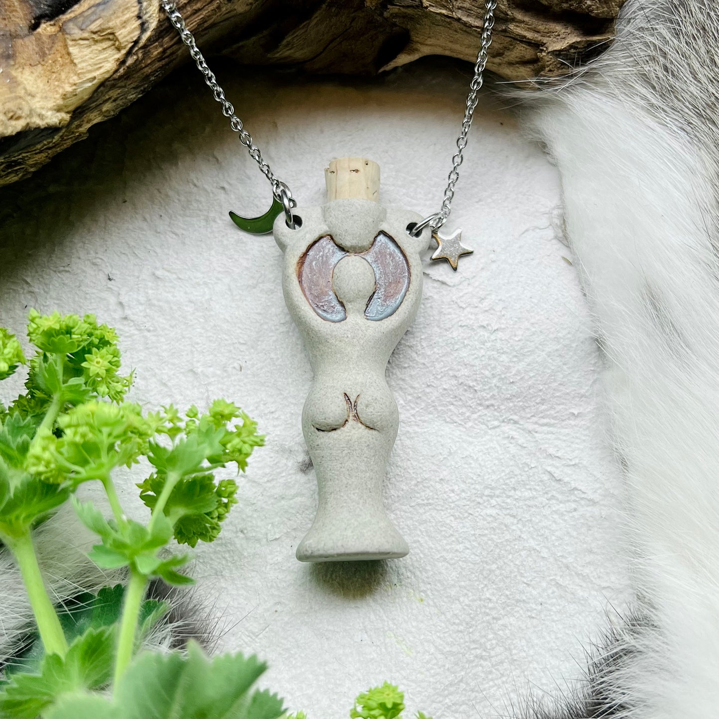 Necklace with Spiral Goddess - ceramic bottle, Peru