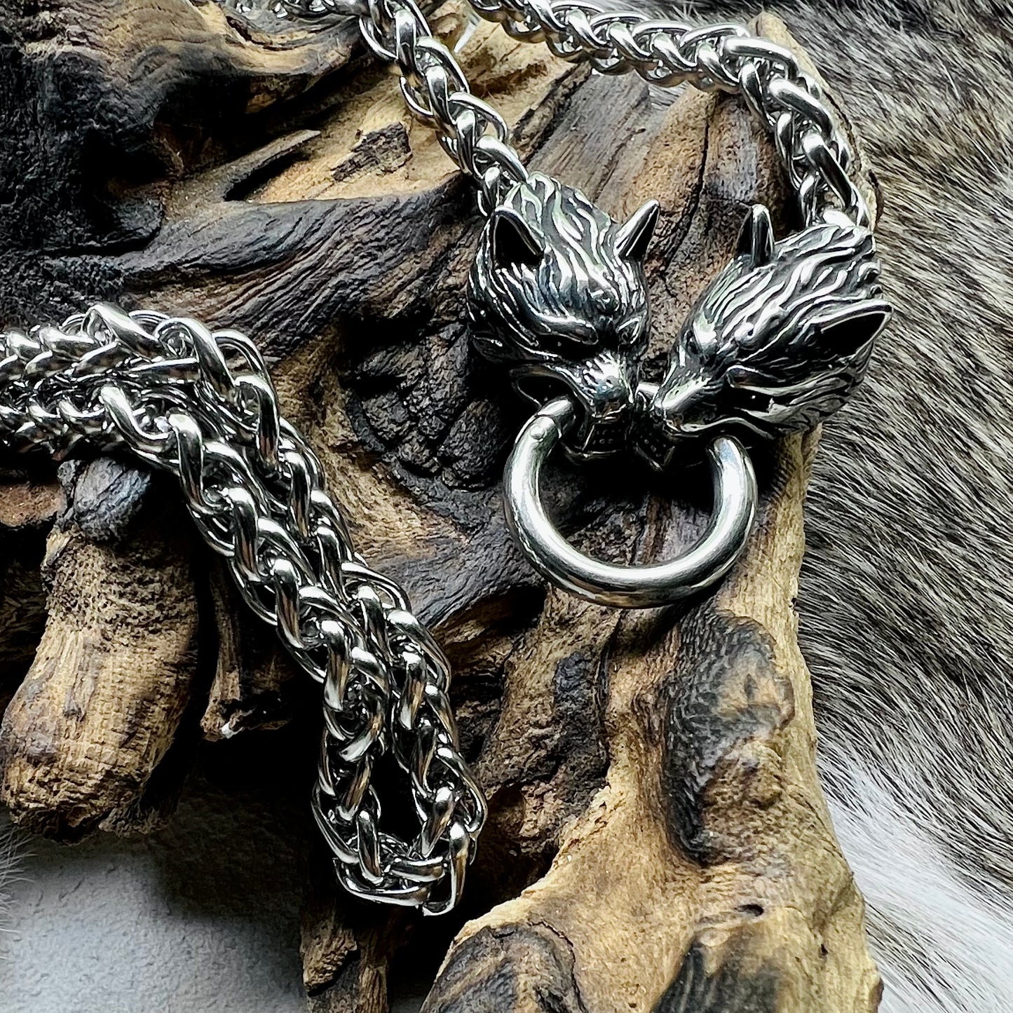 Necklace with Fenrir wolf and opening ring