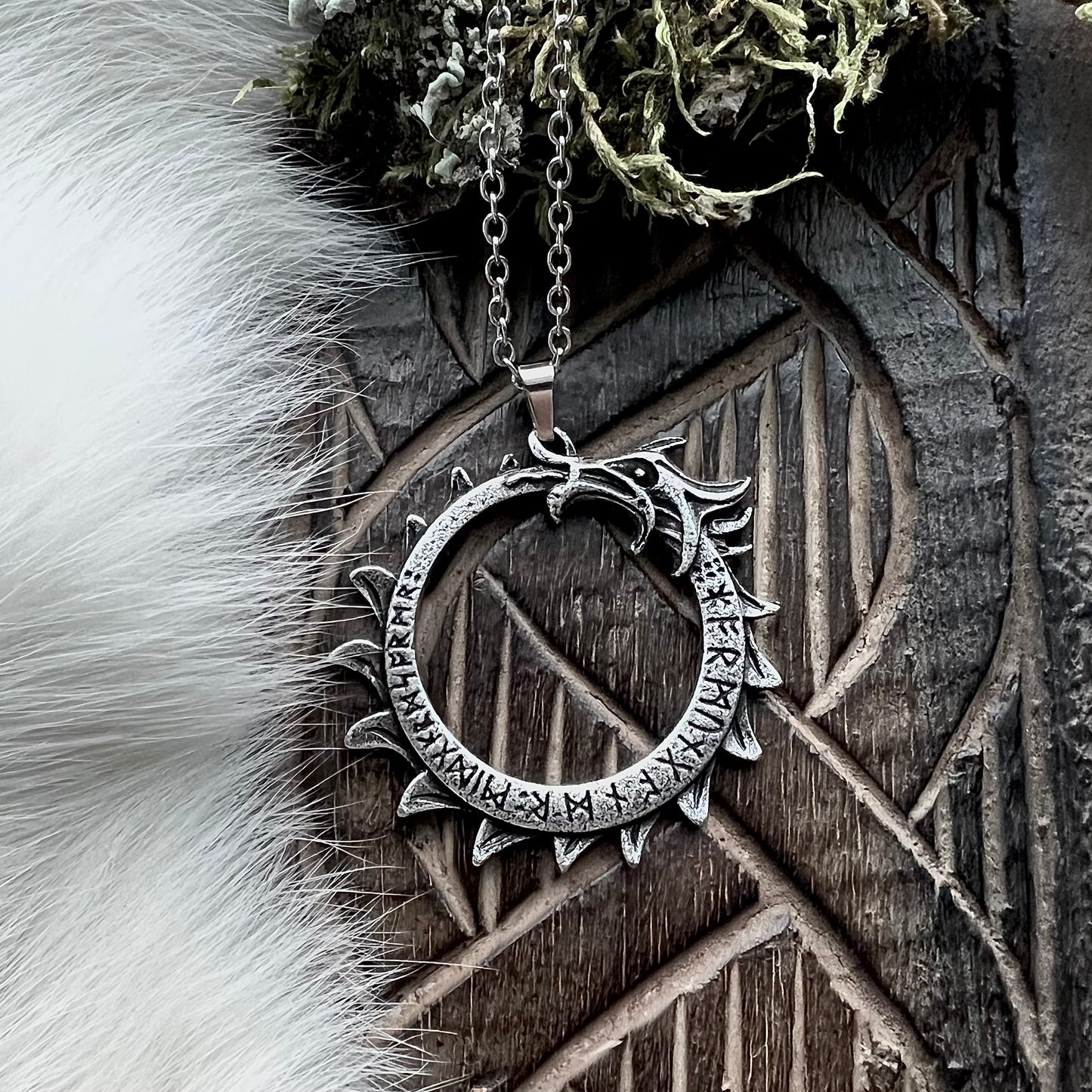 Necklace with the Midgard Serpent as Ouroboros