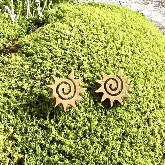 Earrings with Spiral sun in gold-coloured steel