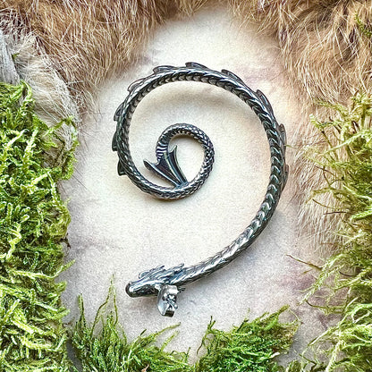 Vikingasmycke stiftörhänge med Midgårdsormen, höger