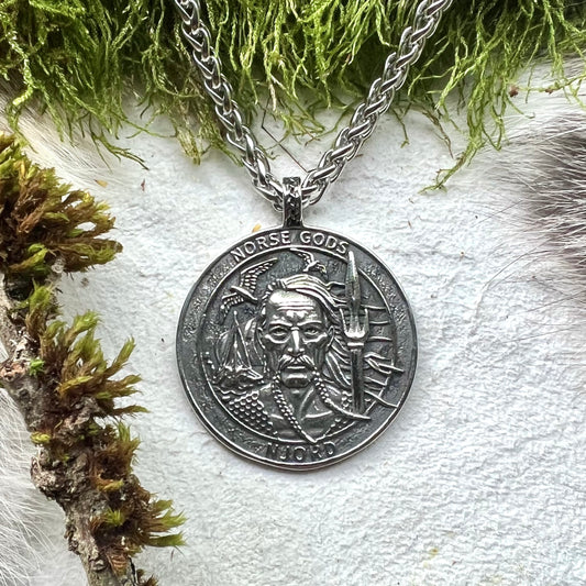 Necklace - Medallion with Njord and Vegvisir