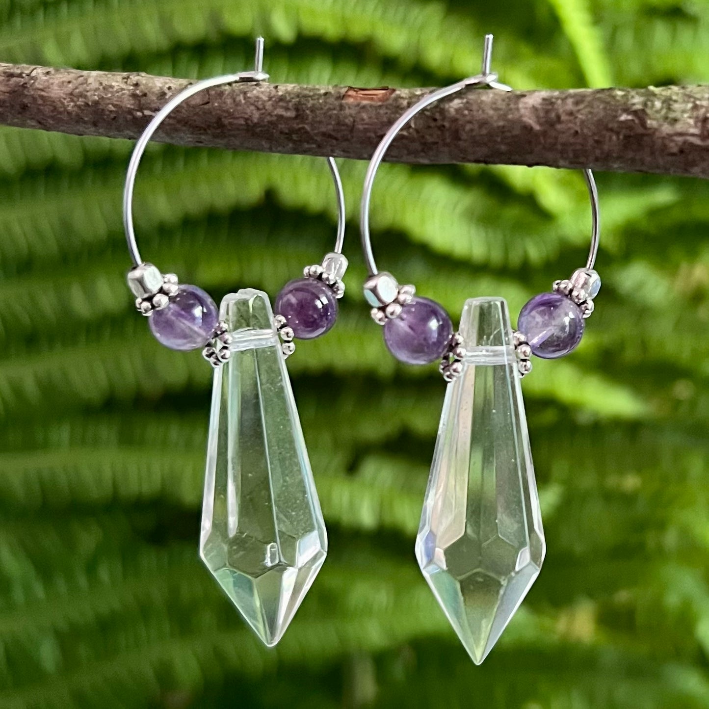 Earrings with amethyst and crystal prisms