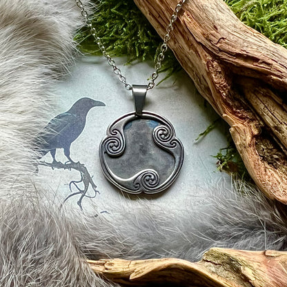 Halsband med runan Wunjo i rostfritt stål