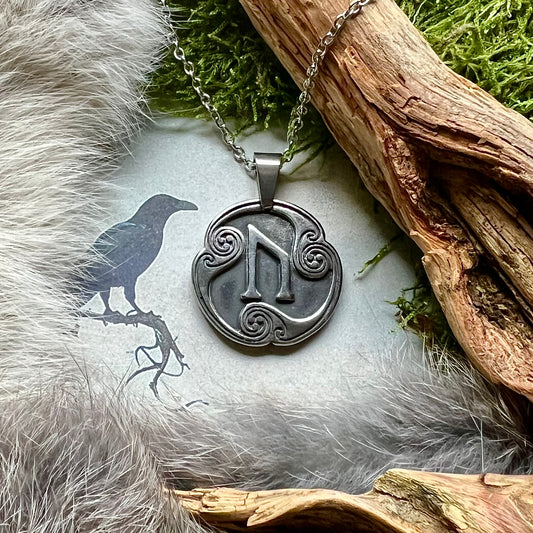 Halsband med runan UruR i rostfritt stål